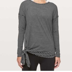 Lululemon To The Point Long Sleeve
Modern Stripe Heathered Black White